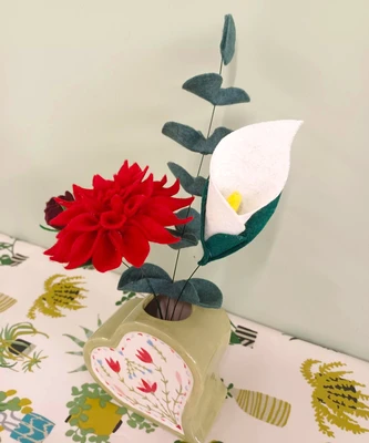 Felt Flower Bouquet Workshop at Yarnton