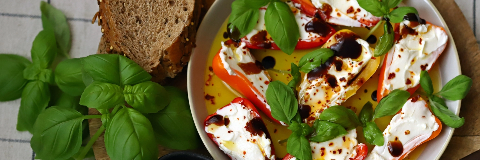 THE GOURMET GARDENER | SALAD