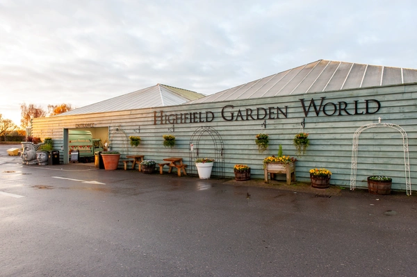 Blue Diamond Garden Centres Announces Acquisition of Highfield Garden World