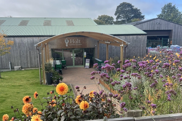 Blue Diamond Garden Centres Announces Acquisition of Holt Garden Centre