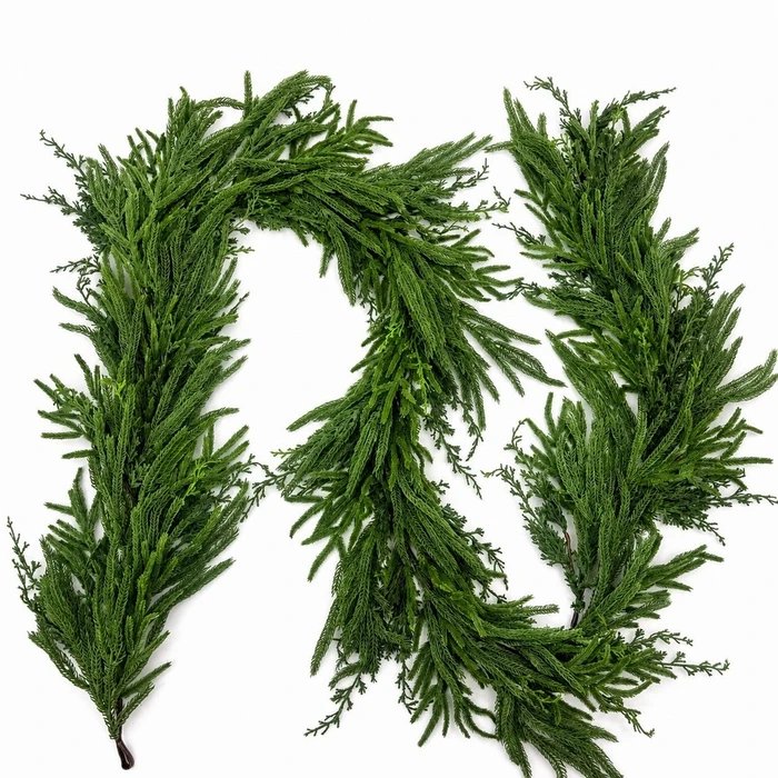 Cryptomeria Cypress Leaf 9ft Mix Garland