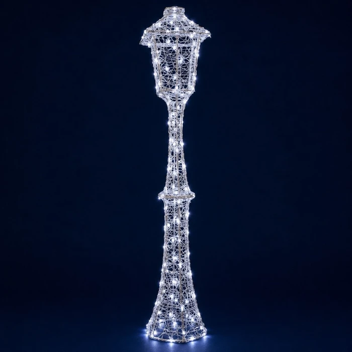 1.5m Dickensian Lamp Post