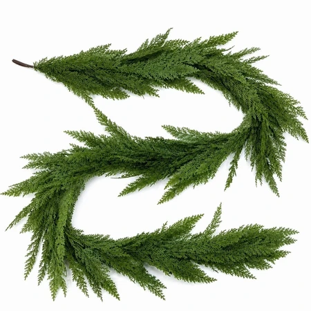 Giant 9ft Cedar Garland - image 1
