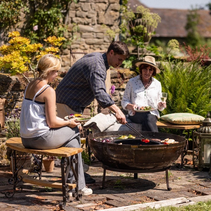 Kadai Curved Wrought Iron Wood Bench - image 2