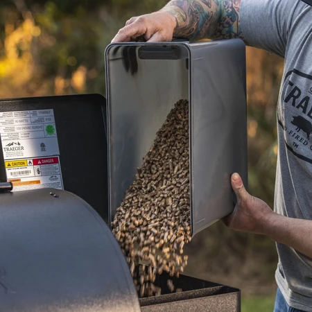 Traeger Staydry Pellet Bin + Lid - image 5