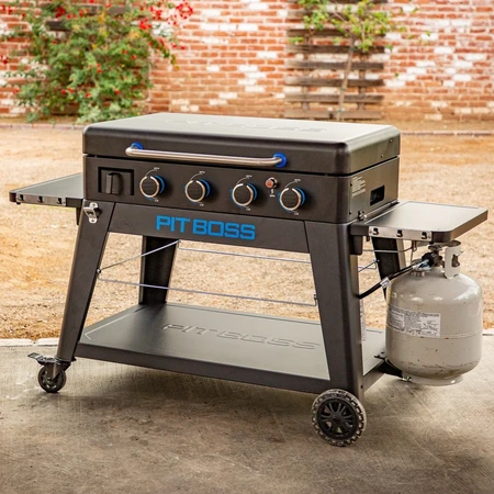 Pit Boss Ultimate Griddle 4 Burner - image 1
