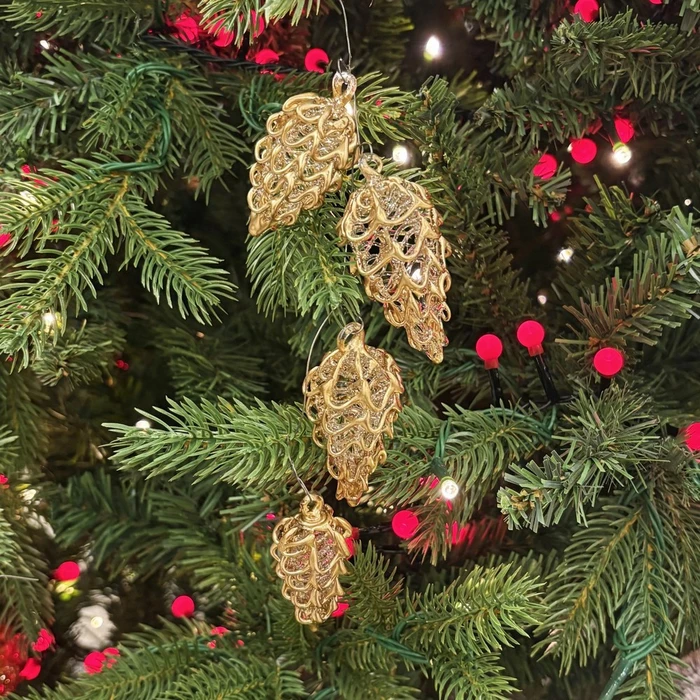 WD Pack of 6 Pinecone Decs - image 1