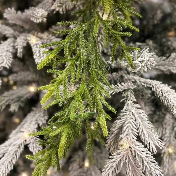SW Green Glitter Foliage Garland