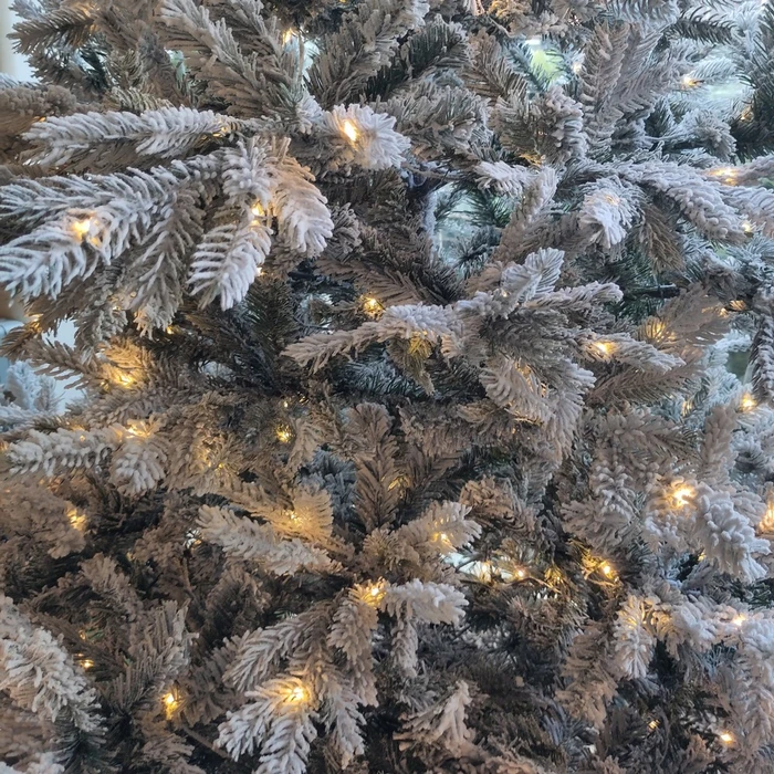 Rivington Snowy Pre Lit 7ft - image 6