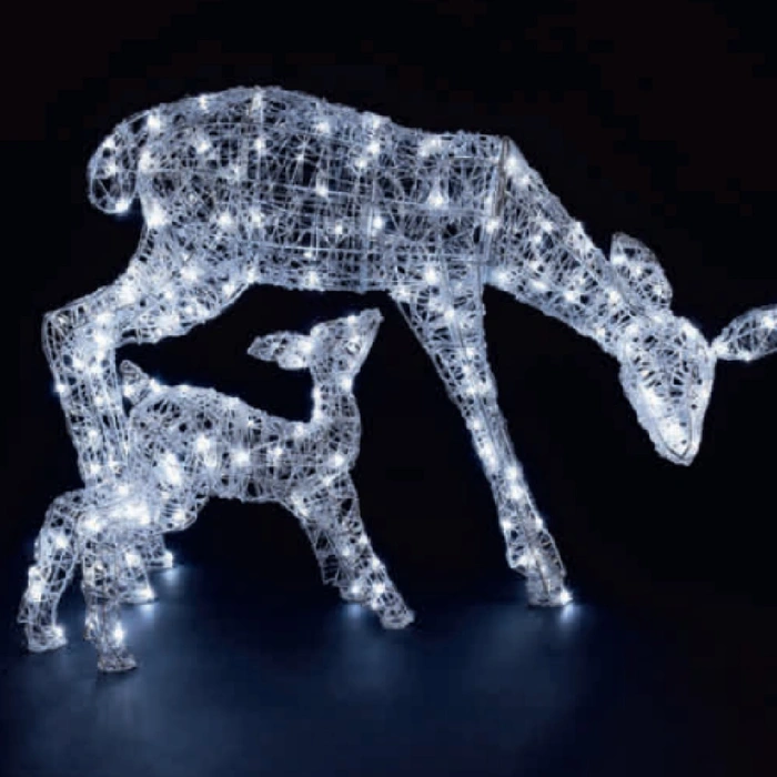 L18 Woburn Deer And Fawn