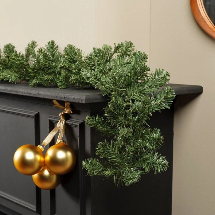 Imperial 9ft Garland - image 6
