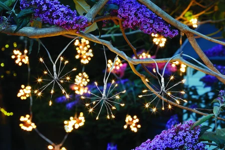 10 Starburst Solar String Lights - image 1