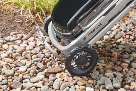 Weber Traveler LP Black - image 11