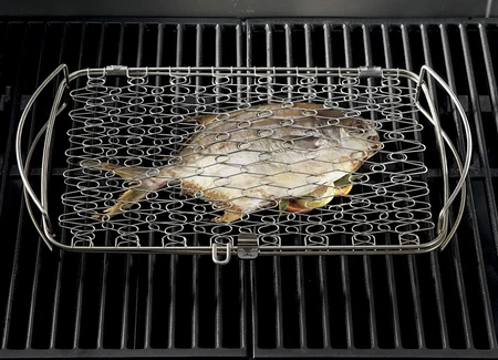 Weber Large Fish Basket - image 4