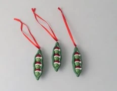 GB Pea In Pod Hanging Dec
