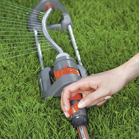 Hose Connector With Control Valve - image 3