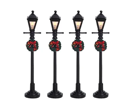 Lemax Gas Lantern Street Lamp (Set of 4) - image 1