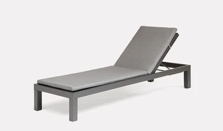 Elba Lounger With Cushion - image 4