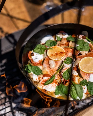 Kadai Tripod Skillet - image 4