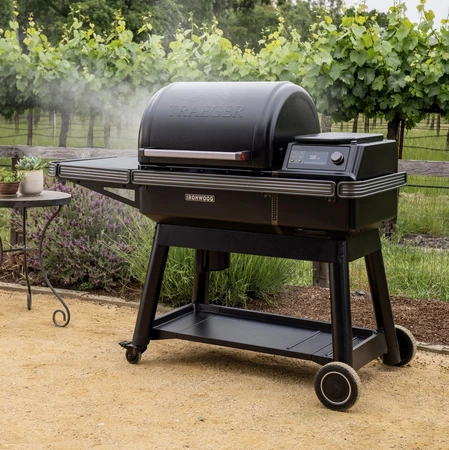Traeger IRONWOOD BRITISH COMMONWEALTH - image 1