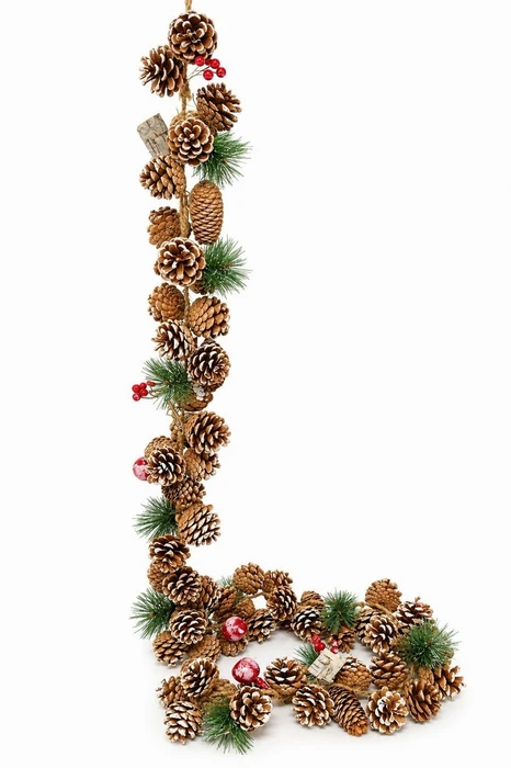 Frosted 6ft Garland
