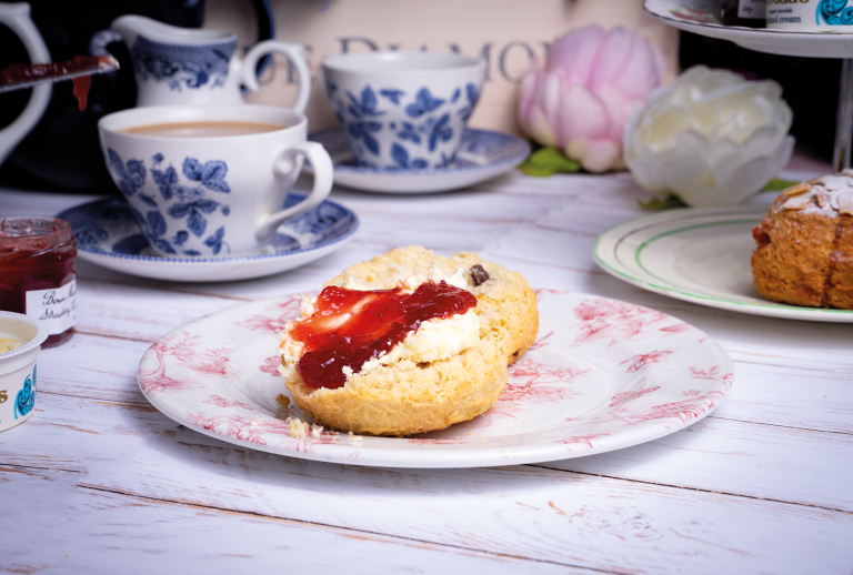 Pâtisserie & Prose at Bicester Avenue